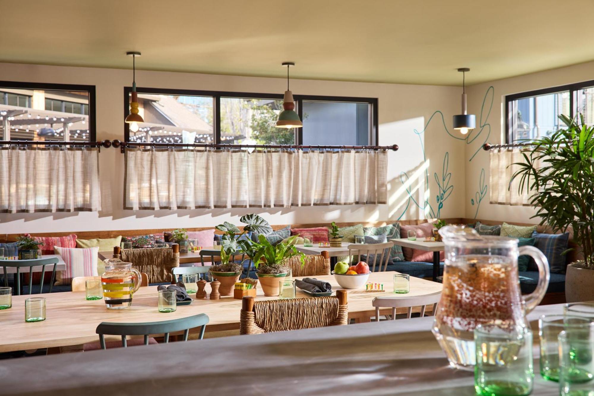 Treehouse Hotel Silicon Valley سانيفال، كاليفورنيا المظهر الخارجي الصورة